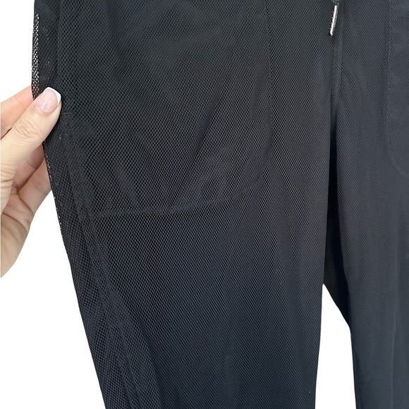 lululemon athletica Black Track Pants mesh - Picture 3 of 13